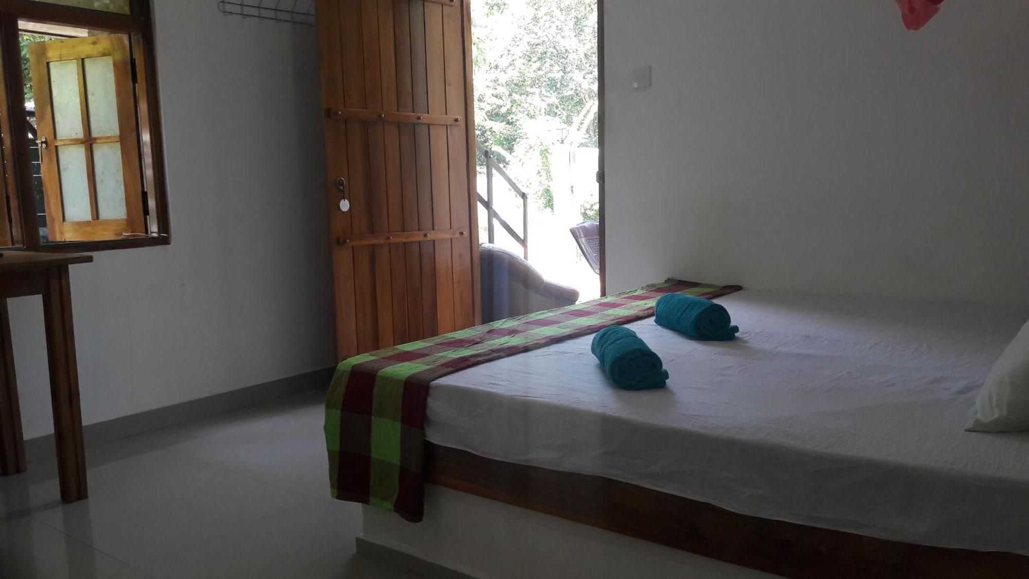 Wild Eagle Safari Resort Udawalawe Kültér fotó